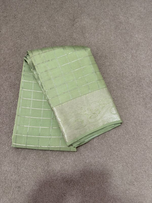 Pista Green Checks Kanchipuram Silk Saree with Silver Zari ✨